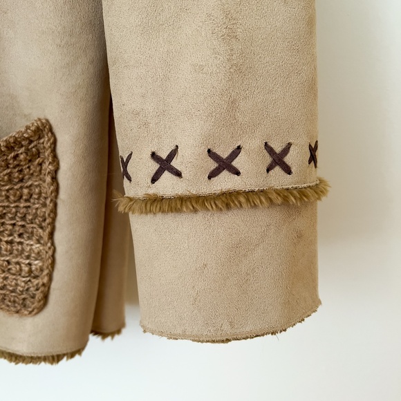 Women's Tan Faux Fur Trim Coat - Picture 6 of 13